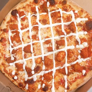 #9 Buffalo Chicken Pizza
